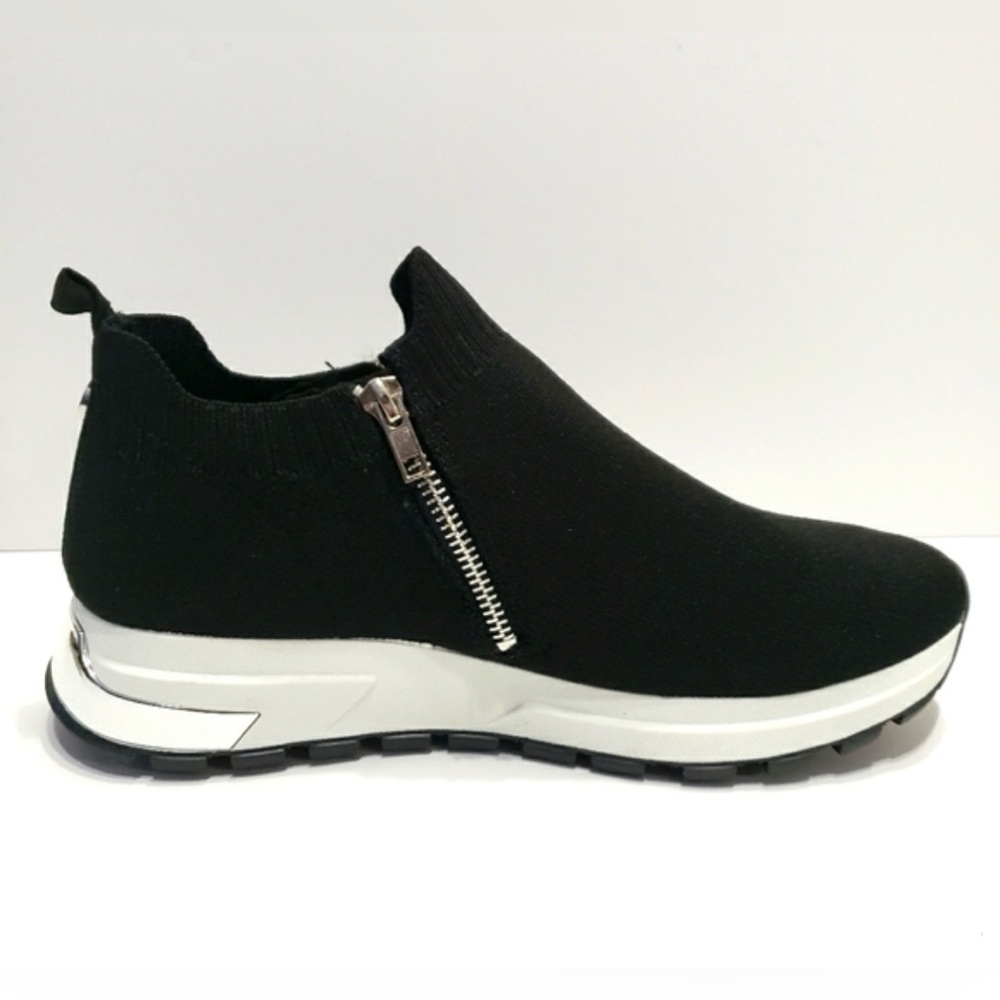Steve Madden | Women's Omah Black Knit Zip Slip On Sneakers | sz 10